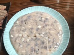 自制鲜虾滑-乡土黄·鲜牛肉火锅·小龙虾(兴业街店)