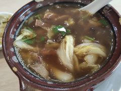 -闫家驴肉老店(华电一校店)
