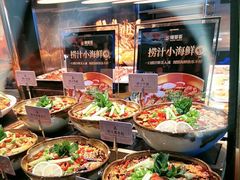 -雍容荟帝王蟹活龙虾展台自助(IFS黑金店)