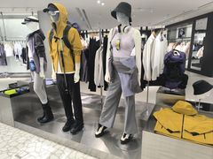 -赛格国际购物中心(小寨店)