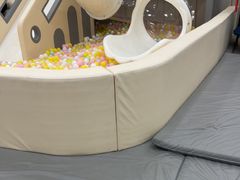 -龙格亲子游泳·水育早教运动中心(龙湾天街店)