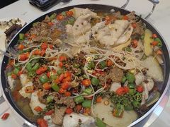 -钟记陕南菜·煎锅鱼(红专南路店)