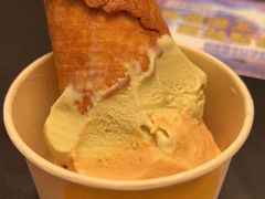 双球-LUNEURS月乐诗·法式冰淇淋(北外滩来福士广场店)