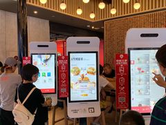 等位区-肯德基(平遥古城店)