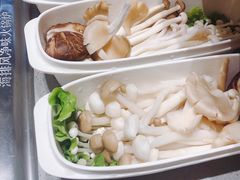 -海底捞火锅(金山百联店)