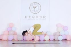 -亚太瑜伽普拉提学院