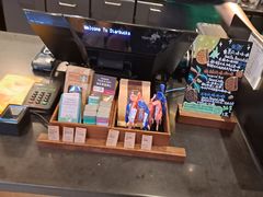 -星巴克臻选(莘庄仲盛店)