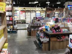 -雨丝书店(综合商业楼店)