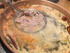 -洱火云南酸菜牛肉火锅(石景山当代商城店)