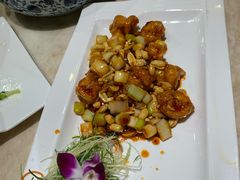 -红山红餐厅(宏源大厦店)