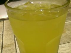-新沙洞咖啡(泉乐坊店)