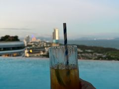 -瑰丽酒店·海吧·天际下午茶·现场DJ·天台酒吧