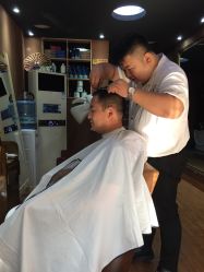 -明洞造型精品烫染