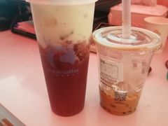 -瑞幸咖啡(万科红立方大厦店)