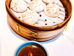 -馋三尺蟹粉小笼(人民广场店)