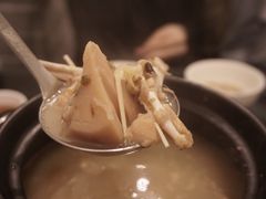 莲藕鸡脚汤（明火例汤）-文记壹心鸡(宝华路店)
