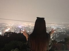 -草山夜未眠景观餐厅