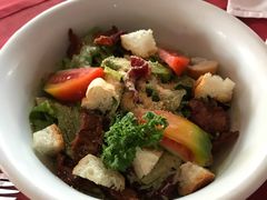 -Mai Mai Restaurant