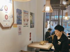 -聚鑫朋酸菜肥肠(文艺路口店)