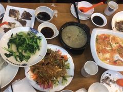-篱笆院东北饺子王(欧阳路店)