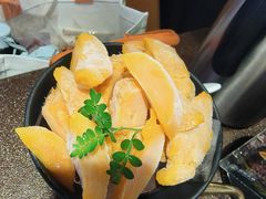 -曼听小寨海鲜烧烤·大连辣炒大王(盖州街店)