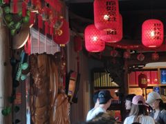 -头上红煨盐鸡·非遗院子餐厅