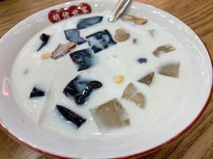 海南椰汁清补凉-胡佬世家(开平东汇城店)