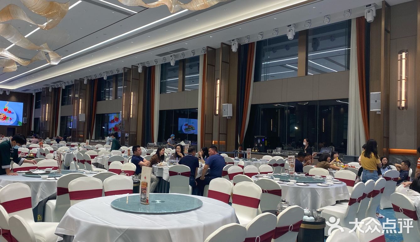 终于来打卡了，出品不错菜品味道都很好