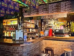 -丽纳尔斯酒吧咖啡LENORE’S BAR(三经街店)