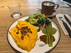 -Common Table · Brunch & Coffee