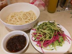 -黑八私房老北京炸酱面