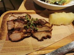 菠萝猪颈肉-太二酸菜鱼(永旺梦乐城店)