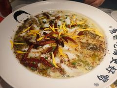 -江渔儿酸菜鱼(万科东荟城店)