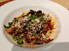 -渝信川菜 · 川味家常菜(财富购物中心店)