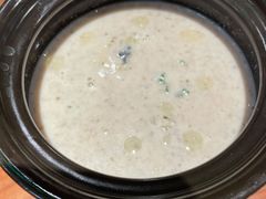 牛肝菌蘑菇浓汤-CRAZYONES西班牙海鲜饭(上海美罗城店)