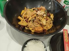 -醉人椒麻辣香锅(王府井喜悦店)