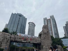 -观音桥步行街