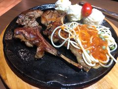 -豪客来牛排(空港华联店)