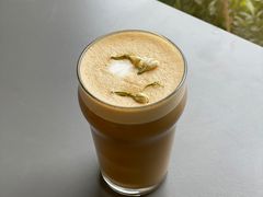 栀子花梨香拿铁-Seesaw Coffee(深圳万象天地店)