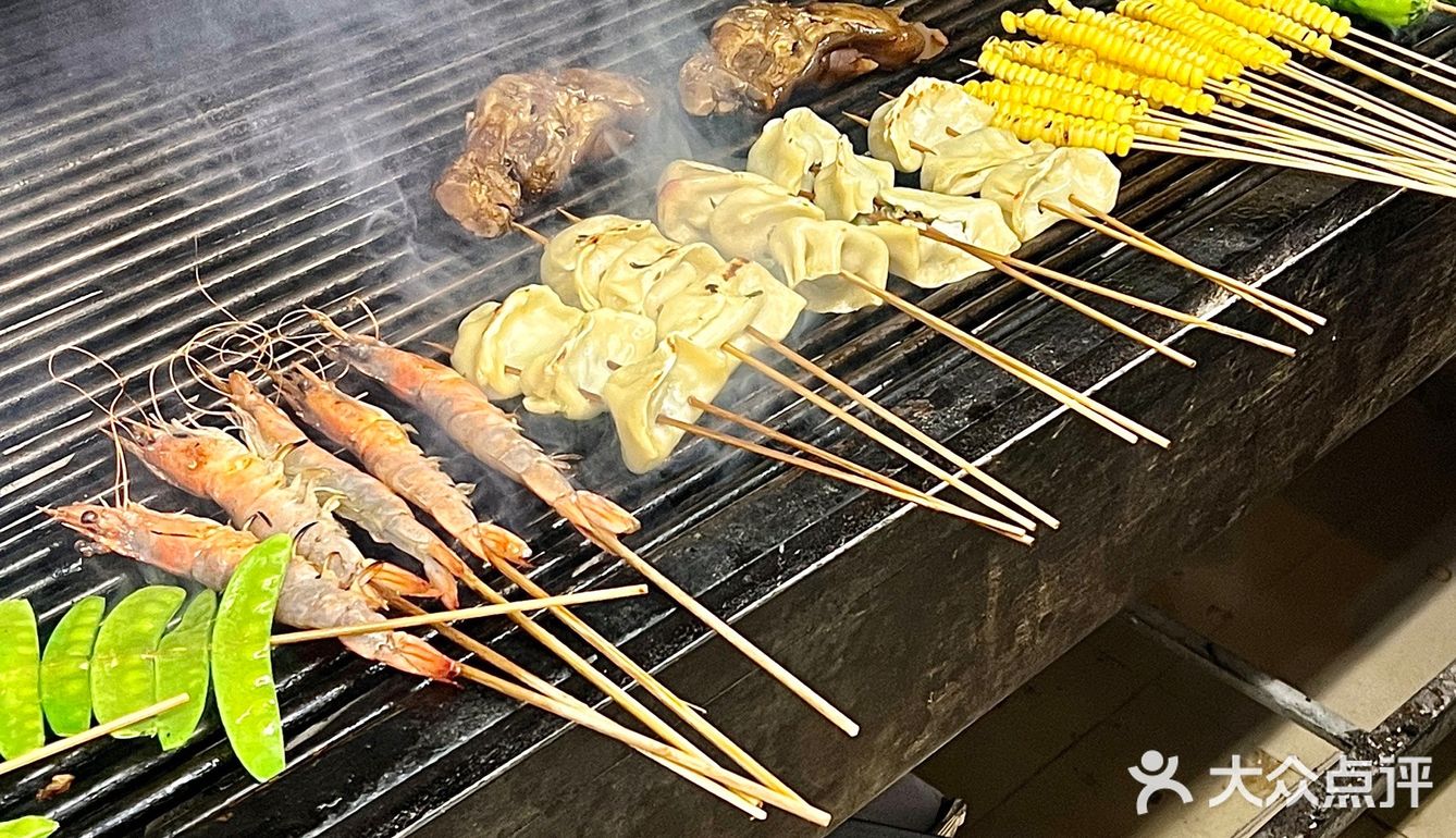 想把这家摊摊烧烤安利给全重庆 烤郡花巨好吃‼️