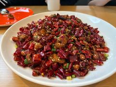 -渝信川菜 · 川味家常菜(财富购物中心店)