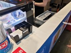 -DQ·蛋糕·冰淇淋(西直门店)