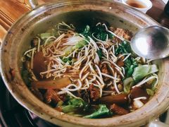 -奇味鸡煲(麦地店)