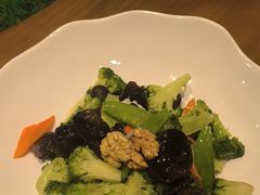 -那家老院子东北菜·饺子·小鸡炖蘑菇(艳华街店)