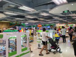 -莫莉幻想儿童乐园(深圳南山欢乐颂店)