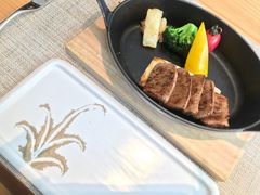 薄片菲力牛排-香樟花园法式铁板烧(恒隆广场店)