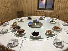 -小六农家乐(崇明西沙湿地店)