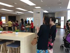 -华为授权体验店(中山公园来福士)