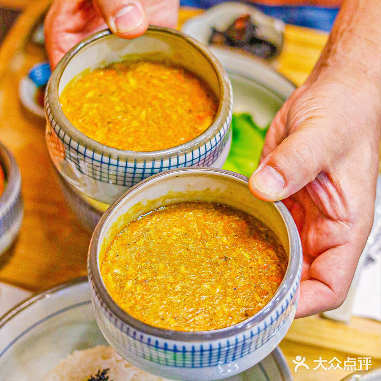 一碗来自苏州阳澄湖的蟹黄面，好吃到哭！