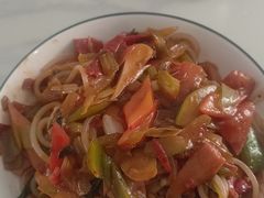 -壹阁胡羊焖饼(特色小吃街店)